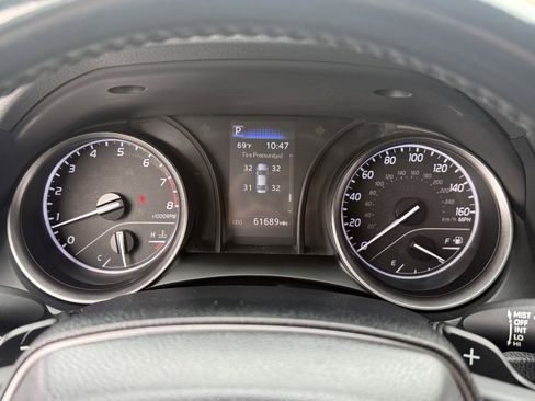 Used 2024 Toyota Camry SE image 32