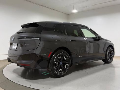 Used 2024 BMW iX xDrive50 w/ Sport Package AWD/4WD image 2