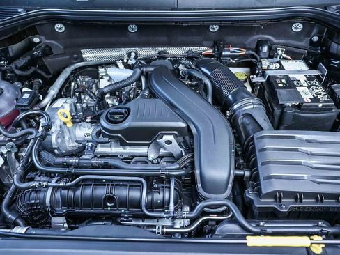 New 2026 Volkswagen Taos S image 18