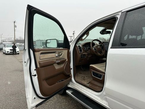 Used 2020 RAM 1500 Laramie image 12