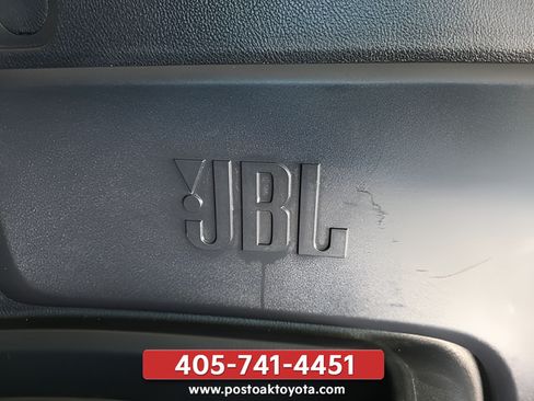 Used 2022 Toyota 4Runner Limited AWD/4WD image 27