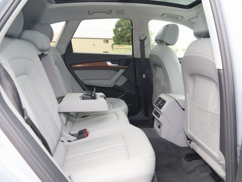 Used 2022 Audi Q5 2.0T Premium Plus image 14