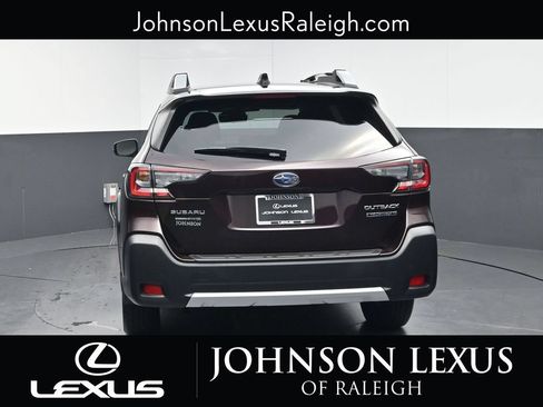 Used 2025 Subaru Outback Touring XT AWD/4WD image 8