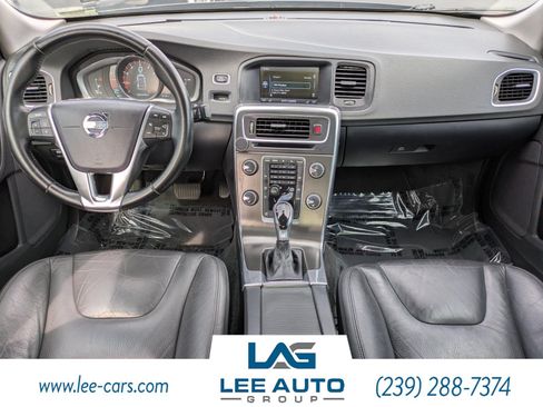Used 2014 Volvo S60 T5 FWD image 12
