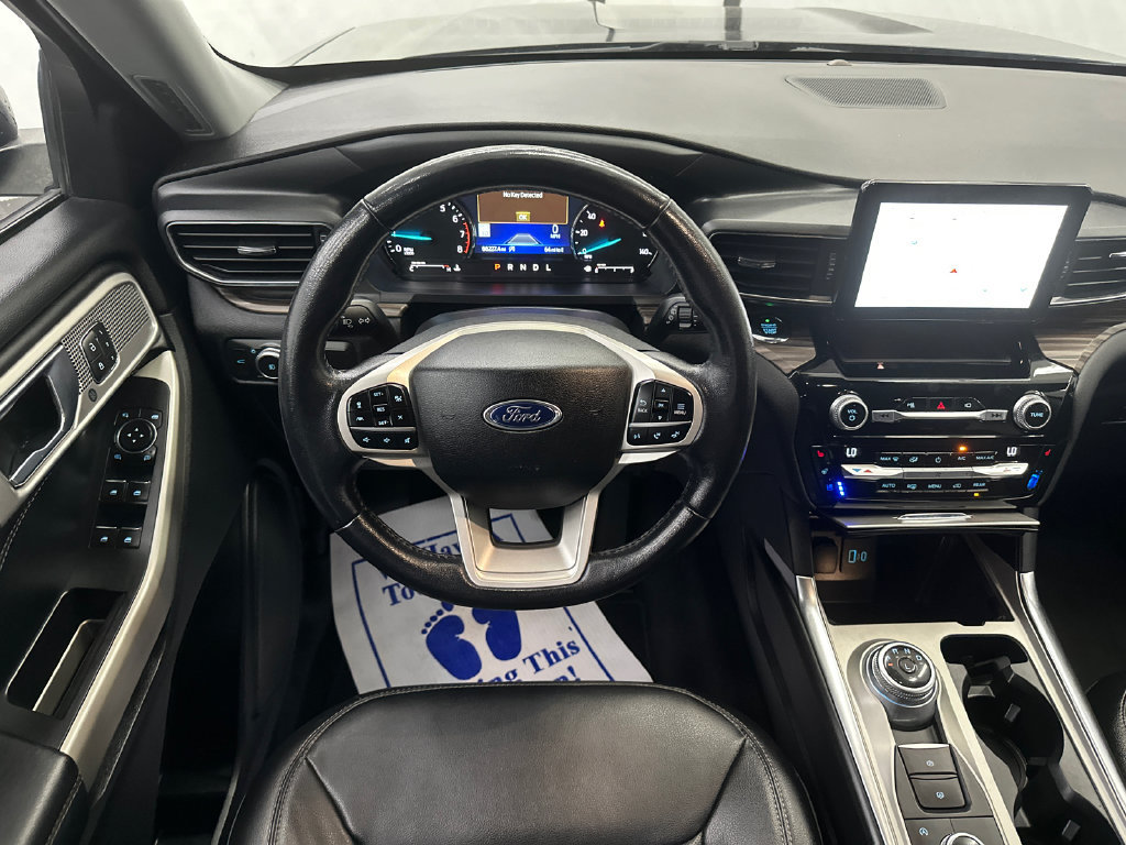 Used 2021 Ford Explorer Limited w/ Equipment Group 301A AWD/4WD image 25