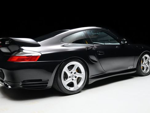 Used 2003 Porsche 911 GT2 RWD image 25