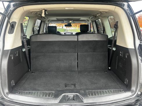 Used 2011 INFINITI QX56 Base 4x2 4dr SUV w/ Deluxe Touring Pkg image 13