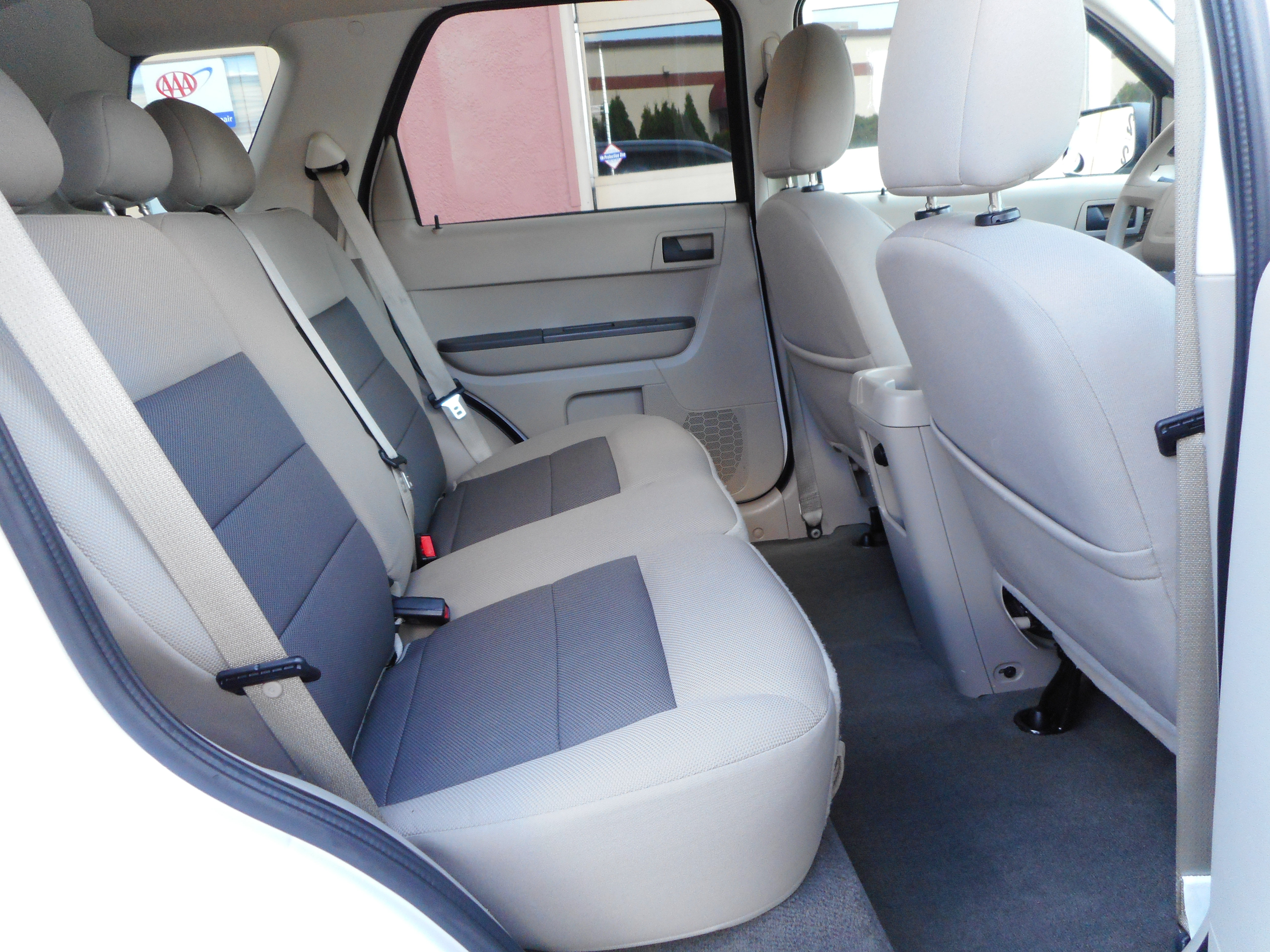 Used 2008 Ford Escape 4WD Hybrid image 24