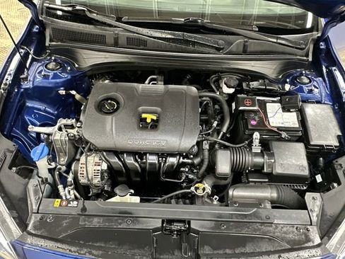 Used 2019 Kia Forte LXS image 18