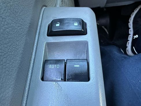 Used 2022 Ford E-350 and Econoline 350 Super Duty image 14