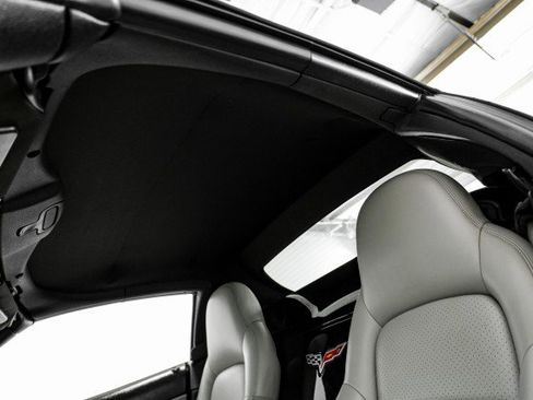 Used 2007 Chevrolet Corvette Convertible RWD image 29