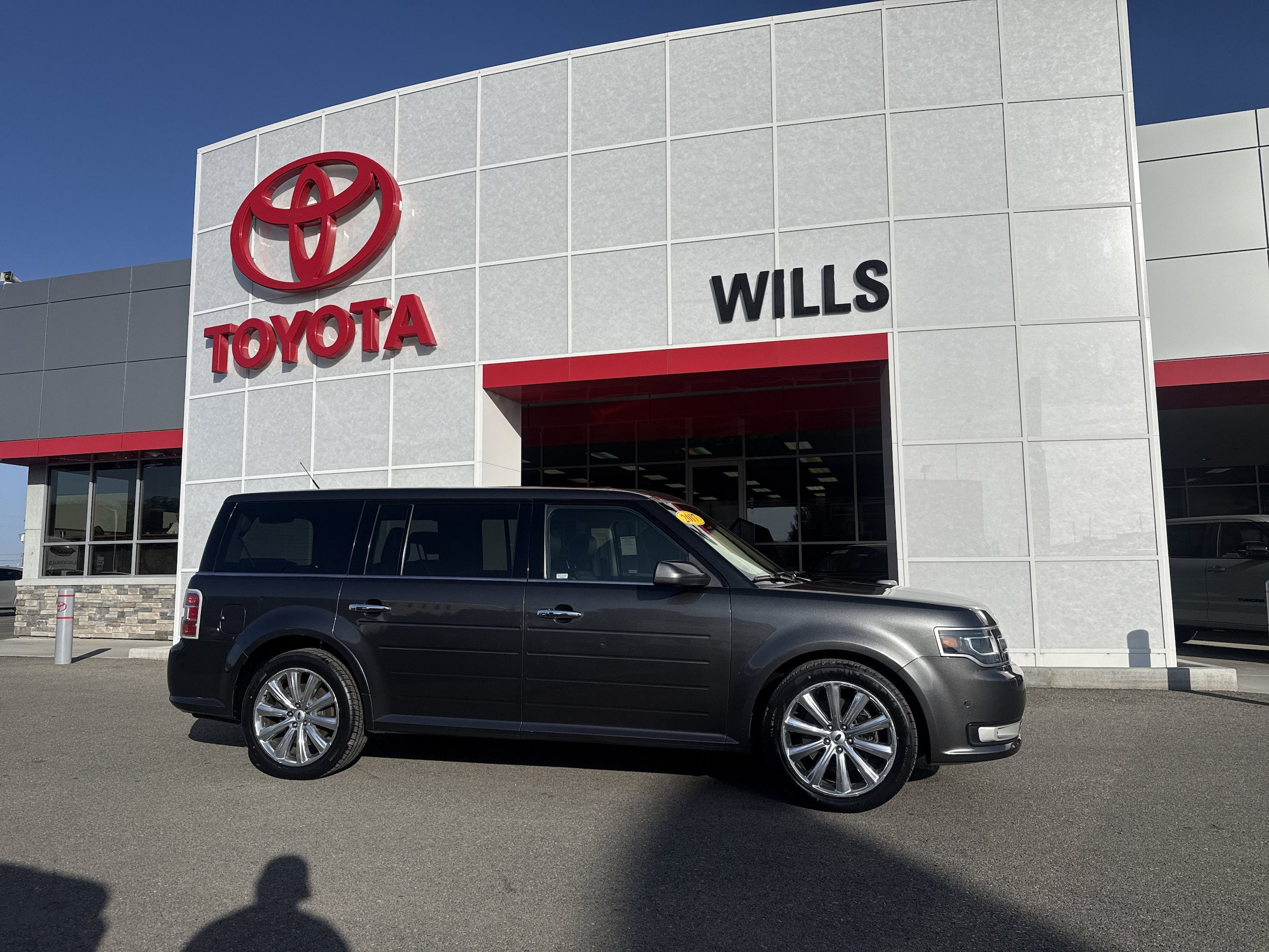 Used 2017 Ford Flex Limited w/ Equipment Group 303A AWD/4WD image 1