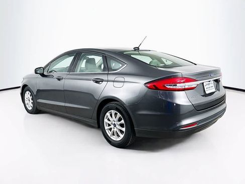 Used 2017 Ford Fusion S FWD image 4