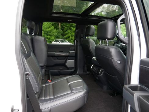 Used 2022 Ford F150 XLT w/ Equipment Group 302A High AWD/4WD image 9