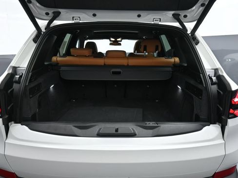 Used 2024 BMW X5 xDrive40i w/ Premium Package AWD/4WD image 24