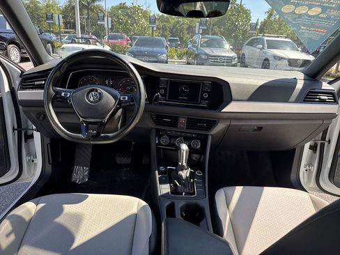 Used 2019 Volkswagen Jetta R-Line w/ R-Line Cold Weather Package image 37