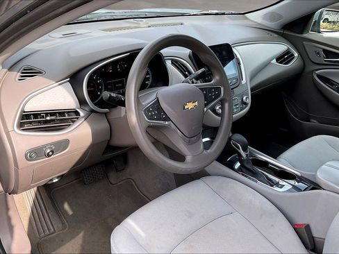 Used 2023 Chevrolet Malibu LT image 17