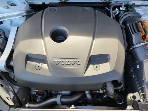 New 2026 Volvo XC90 T8 Ultra image 19