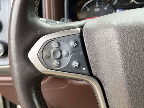 Used 2014 Chevrolet Silverado 1500 High Country w/ High Country Premium Package image 25