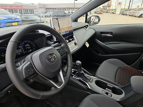 Certified 2026 Toyota Corolla SE w/ SE Premium Package image 12