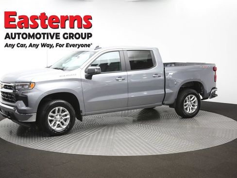 Used 2023 Chevrolet Silverado 1500 LT AWD/4WD image 59