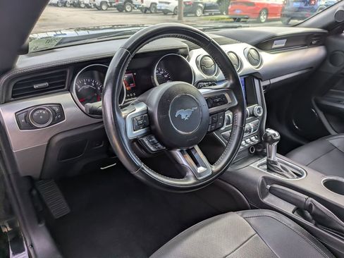 Used 2019 Ford Mustang GT Premium image 12