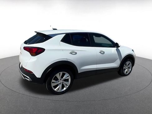 Used 2025 Buick Encore GX Preferred AWD/4WD image 15