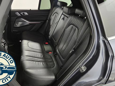 Used 2019 BMW X5 xDrive50i w/ Off-Road Package AWD/4WD image 35