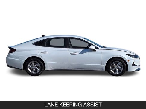 Used 2022 Hyundai Sonata SE w/ Preferred Accessory Package image 7