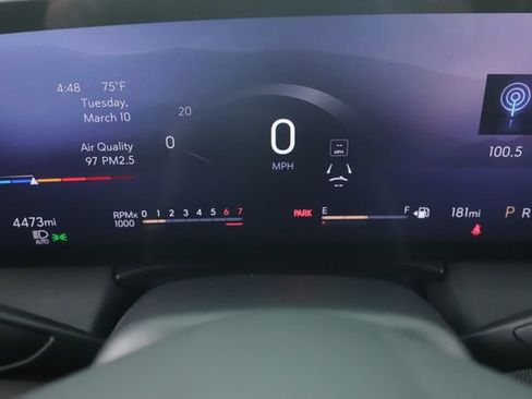 Used 2025 Buick Enclave Sport Touring w/ Power Package image 20