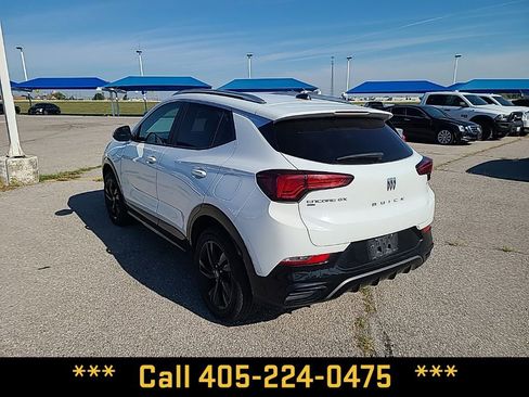 Used 2024 Buick Encore GX Sport Touring image 7