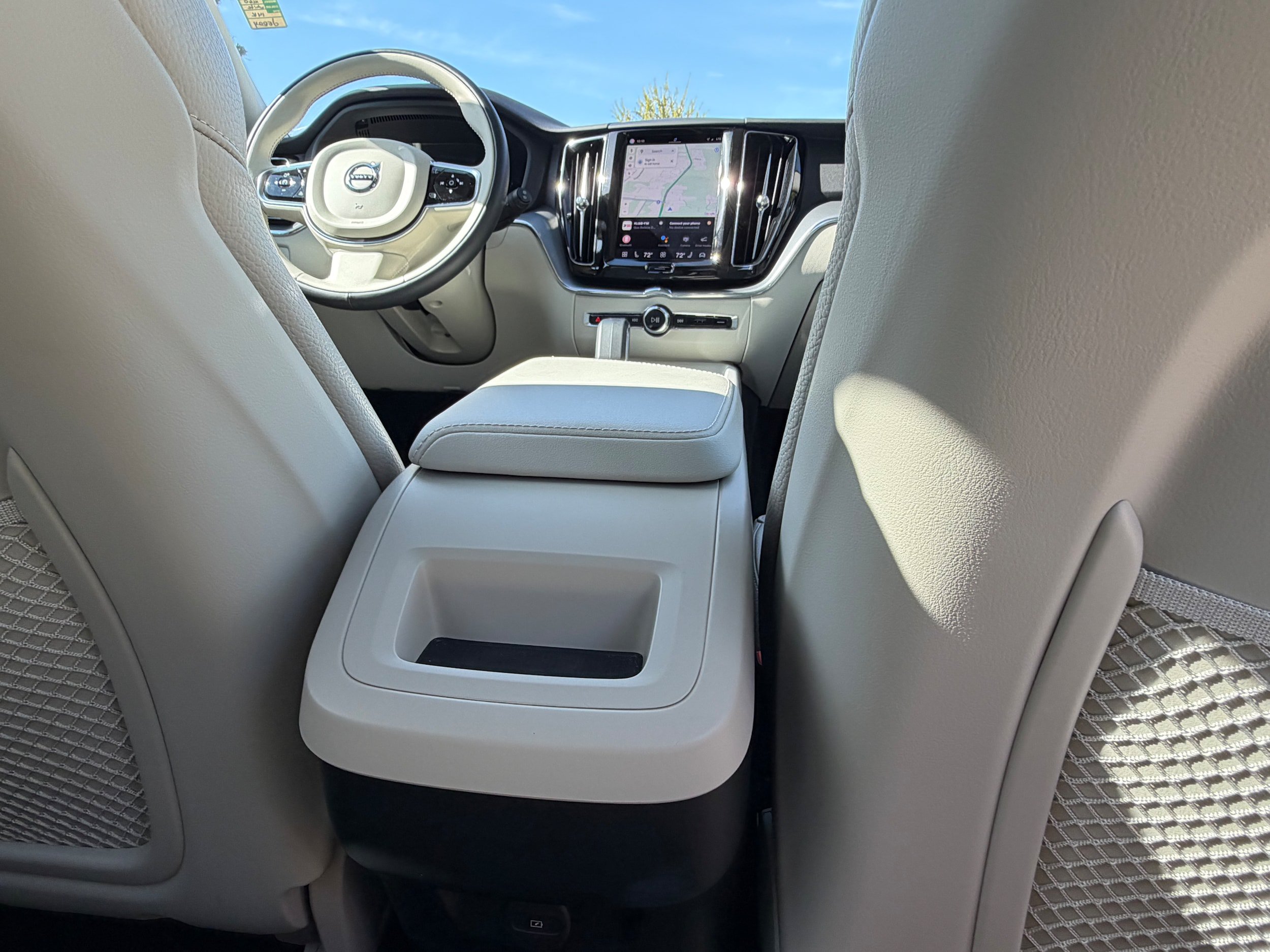 Certified 2024 Volvo XC60 B5 Core w/ Protection Package Premier AWD/4WD image 13