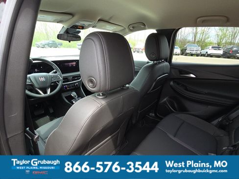New 2026 Buick Encore GX Preferred w/ Comfort Package FWD image 28
