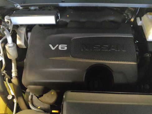 Used 2020 Nissan Pathfinder S image 30