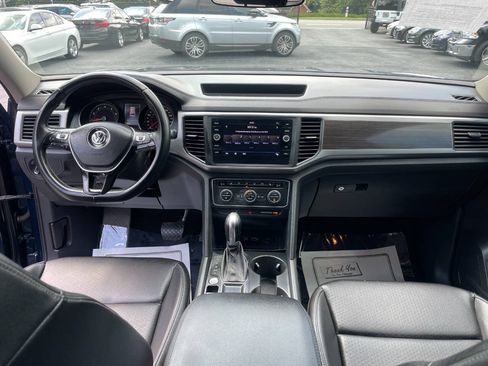 Used 2019 Volkswagen Atlas SE w/ Towing Package FWD image 11