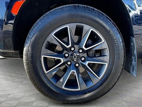 Used 2021 Chevrolet Tahoe Z71 w/ Luxury Package image 9