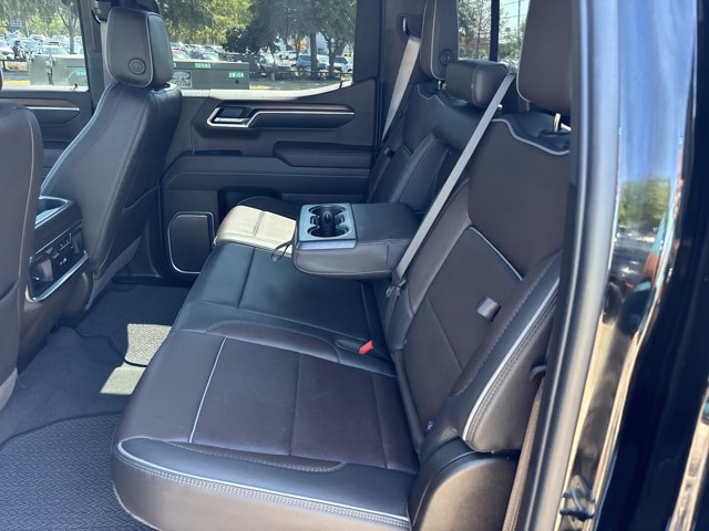 Used 2025 GMC Sierra 1500 Denali w/ Technology Package AWD/4WD image 17