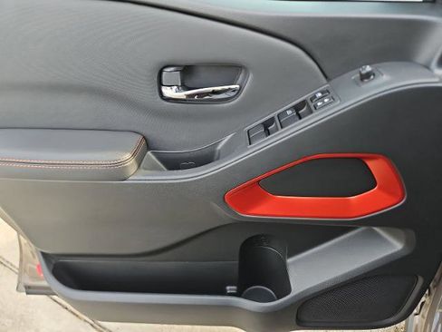 Certified 2024 Nissan Frontier Pro-X image 23