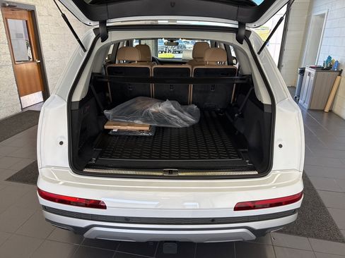 New 2025 Audi Q7 3.0T Premium Plus image 9