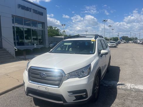 Used 2022 Subaru Ascent Limited w/ Technology Package image 7