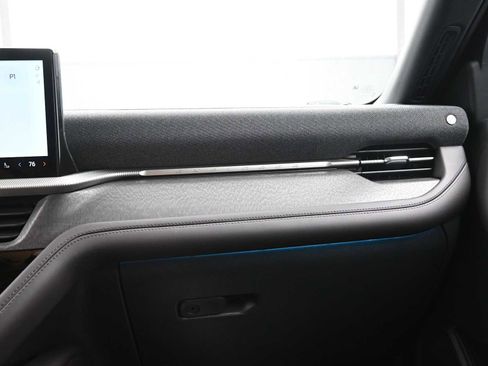 New 2026 Ford Explorer Platinum image 49