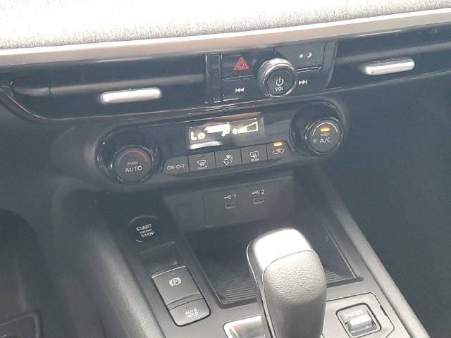 Certified 2026 Nissan Kicks SV FWD image 14