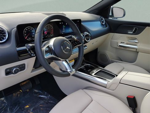 Certified 2026 Mercedes-Benz GLA 250 image 21