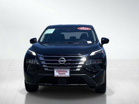 Used 2025 Nissan Rogue SV FWD image 13
