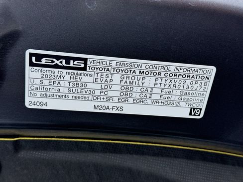 Used 2023 Lexus UX 250h FWD w/ Accessory Package (Z1) image 21