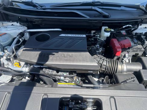 New 2025 Nissan Rogue SV FWD image 20