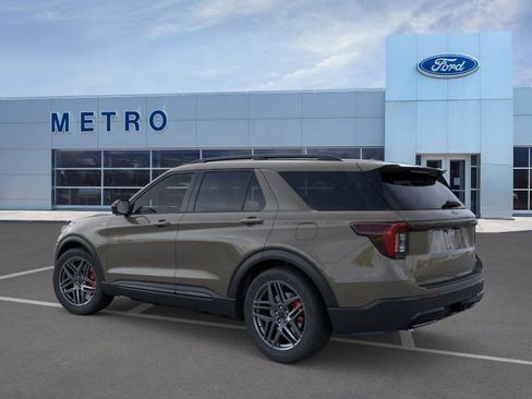 New 2026 Ford Explorer ST-Line image 5