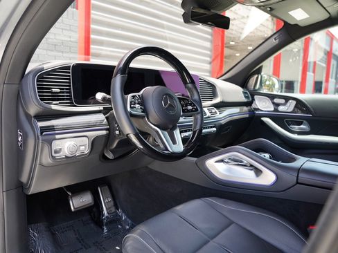 Used 2021 Mercedes-Benz Maybach GLS 600 4MATIC image 15