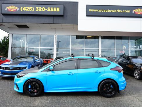 Used 2017 Ford Focus RS image 2