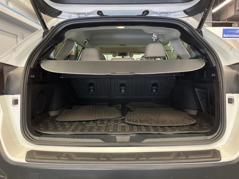 Used 2021 Subaru Outback Limited XT image 32